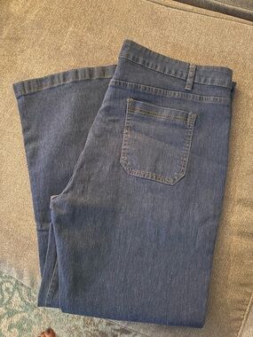 Women’s Blue Denim Cropped Wide-Leg Jeans, 2X, 2 pairs, never worn.